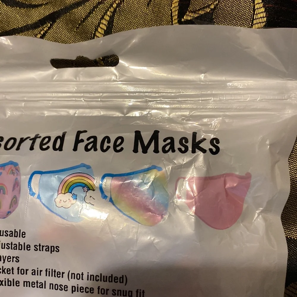 💖💛💙NWT iScream 5 - 3 Layer Face Masks w/Pocket for Filter & Nose Piece